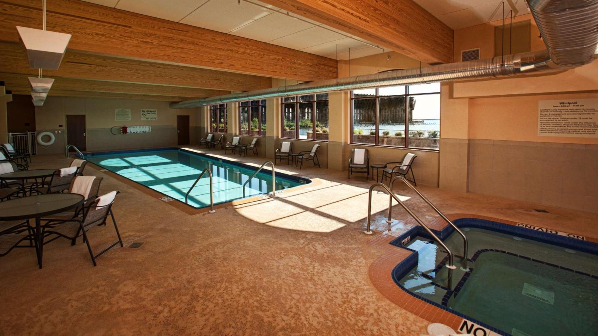 Hampton Inn Marquette-Waterfront Exterior foto